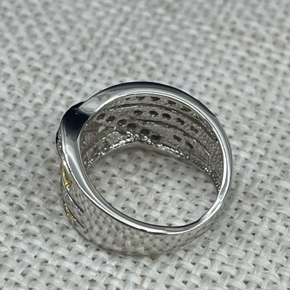 Stunning 925 Sterling Silver Two-Tone Crossover Ring โ Size 5.5 - Picture 15 of 17